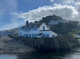 Rock House Hotel: Lynmouth şehrinde bir otel