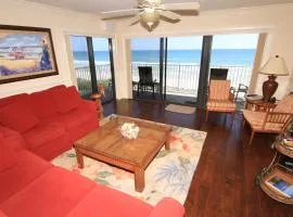 Oceanfront corner views with wrap around balcony and complex pool