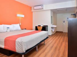 Days Inn by Wyndham Brawley, hotel poblíž Imperial County Airport - IPL, Brawley
