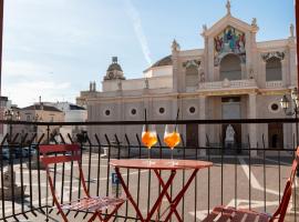 Duomo Rooms - Manfredi Homes&Villas, hostal o pensión en Manfredonia