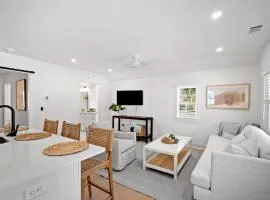 Newly Renovated Coastal Cottage - Downtown Beaufort