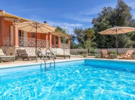 Villa Loukiana – hotel w mieście Kavos