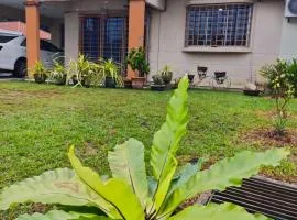 Nana's Seremban 2 Homestay