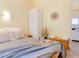 Almyra Apartments & Studios, serviced apartment in Agios Gordios