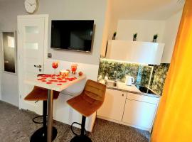 Zielony Zakątek z balkonem, hotel em Koszalin