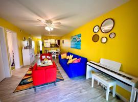 Modern Beachside Bliss: 2 Bed/2 Bath Condo Haven, hotel v destinaci Rehoboth Beach