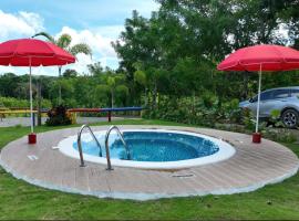 Villa González, hotel dengan parkir di Batey Las Mayitas