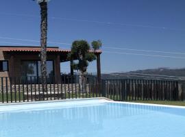Casa Bella Vista, hotel with pools in Fafe