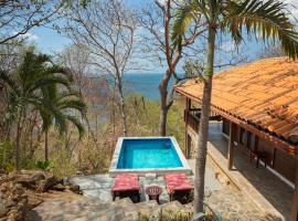 Casa Amico Beach House, hotel with pools in El Gigante