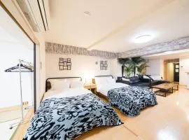 Shinjuku, 1min walk from Kagurazaka Sta ,80square meters,net, PocketWiFi, Switch