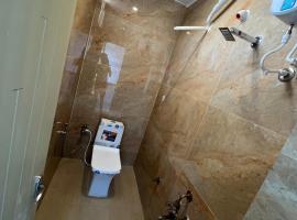 SNR VENUS HOTELS, hotel a Tirupati