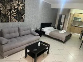 AVR Airport Deluxe Suites 4 AIRPORT FREE SHUTLE