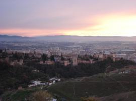 casa carmen alhambra: Granada şehrinde bir kulübe