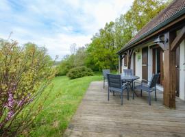 Au Bois Moineau- Vue sur Vallée- calme- Services proconciergerie, prázdninový dům v destinaci Gardefort