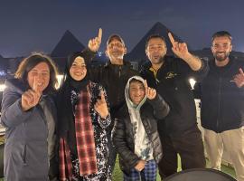 The Star of the pyramids、カイロのホームステイ