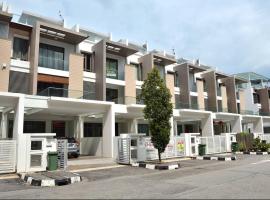 5BR 3Storey Cozy Gelugor Homestay 15pax, hotel v destinaci Gelugor