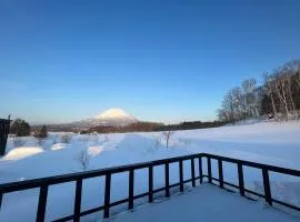 Straddie House Niseko