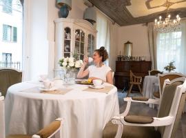 Casa Belgeri Das Haus wird komplett vermietet, hotel in Dongio