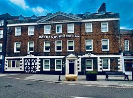 The Rose And Crown Hotel, hotel sa Wisbech