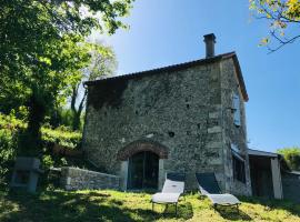 Gîte du Pescadou, gîte de charme pour 4 personnes. Wifi et Netflix. – hotel z parkingiem w mieście Tournon-dʼAgenais