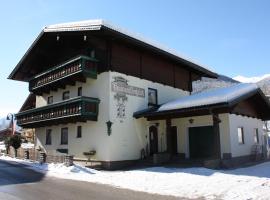 Pension Haus am Dorfplatz, Hotel in Flachau