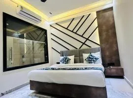 Taj Ronak Luxury Hotels