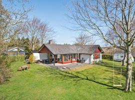 Cozy Home In Fars With Wifi, holiday home in Farsø
