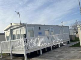 Luxury Caravan in Towyn North Wales, hotel in Abergele