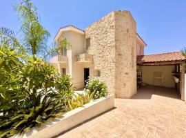VILLA HERMINE Paphos, hotel v destinaci Konia