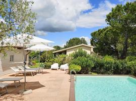 La Masseria Casa Vacanze, ξενοδοχείο στο Έμπολι