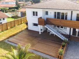 Sewa surf House 10min de Capbreton Hossegor, B&B in Bénesse-Maremne