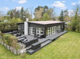 Stunning Home In Kalundborg With Kitchen, hytte i Kalundborg