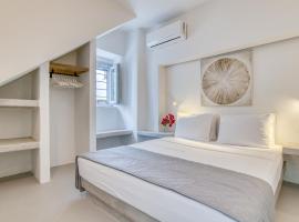 Sail in apt in the heart of Naousa، فندق في كامبوس باروس