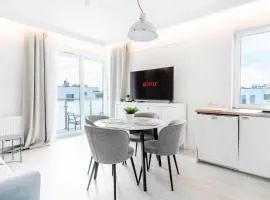 Belle View - 3pok, nawet 5 łóżek, piękny widok na rzekę, TV55" z Netflix i Max, parking, winda