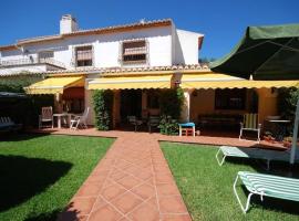 Magnifico Chalet en Jávea a 5 minutos de la playa., hotel em Xàbia