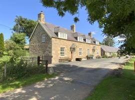 Castle Cottage, Press Mains Farm Cottages, hotel i Eyemouth