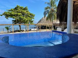 Caba&ntilde;as La Espa&ntilde;ola, hotel con spa en Cove&ntilde;as