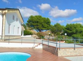 5 bedrooms villa with private pool enclosed garden and wifi at Monreale Provincia di Palermo, hotel com estacionamento em Pioppo