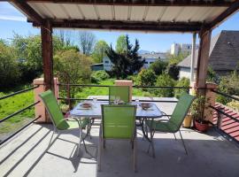 Chambre privée, homestay in Tarbes