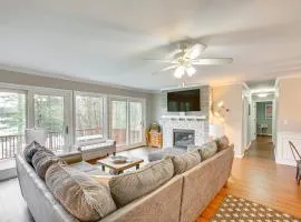 5 Mi to Mt Holiday Spacious Home with Lake Views