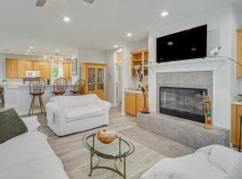 Waveland Vacation Rental - Walk to the Beach!, ξενοδοχείο σε Waveland