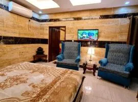 Full Furnished in LAHORE