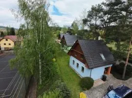 Chaty Koloděje-ubytování u řeky v soukromém areálu-Blue