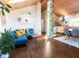 Bivalvia Apartments