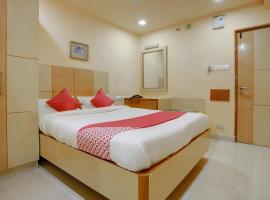 OYO Shanthaa Residency, hotel u gradu Surūrnagar