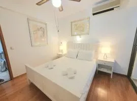 Kavouri Seaside 85sqm Apartment 5' from the beach