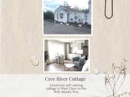 Cree River Cottage, hotel v destinaci Creegh
