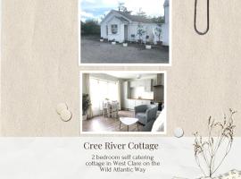 Cree River Cottage, prázdninový dům v destinaci Creegh