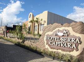 HOTEL SERRA DA CAPIVARA RESORT E CONVENTION, hotel with parking in São Raimundo Nonato