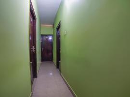 SPOT ON Komfort Guest House, hotel a Rudrapur